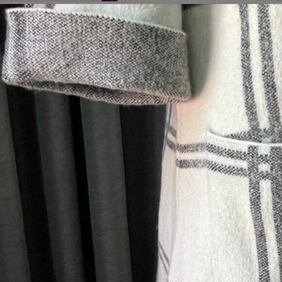 Moth Anthropologie Wool Sweater with Large Grey Plaid  Cream and Gray | M-L - Picture 8 of 15